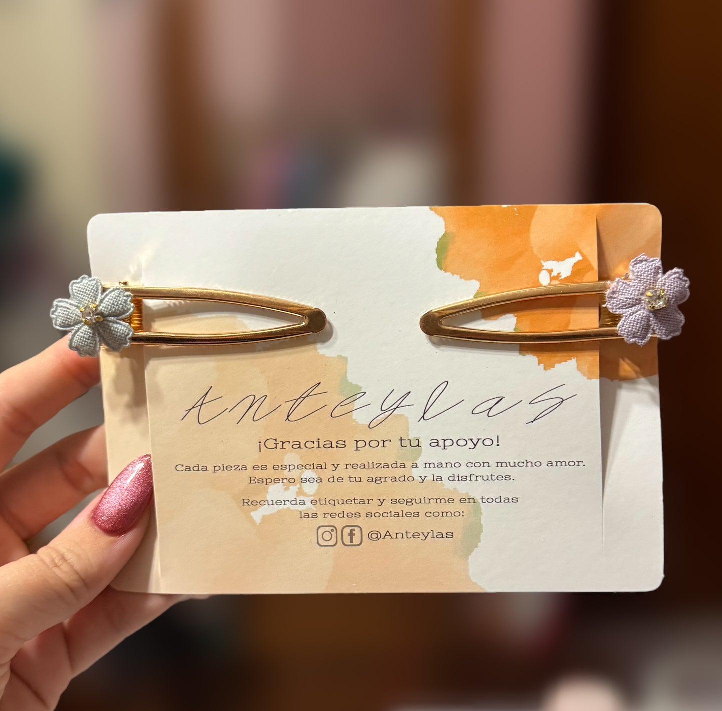 Flower hair accessory