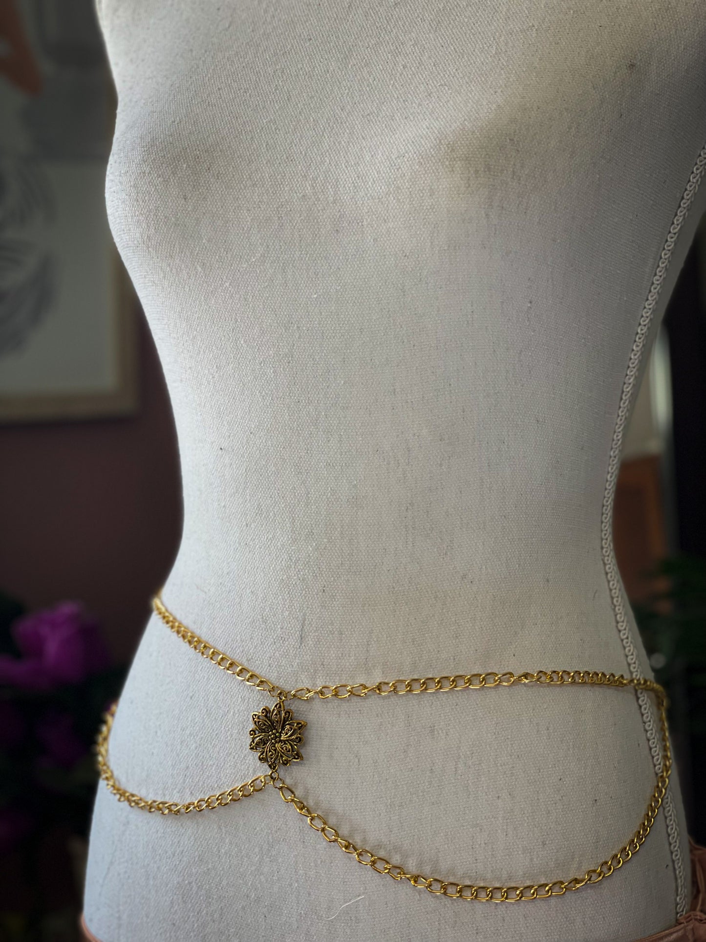 Palas Body Chain