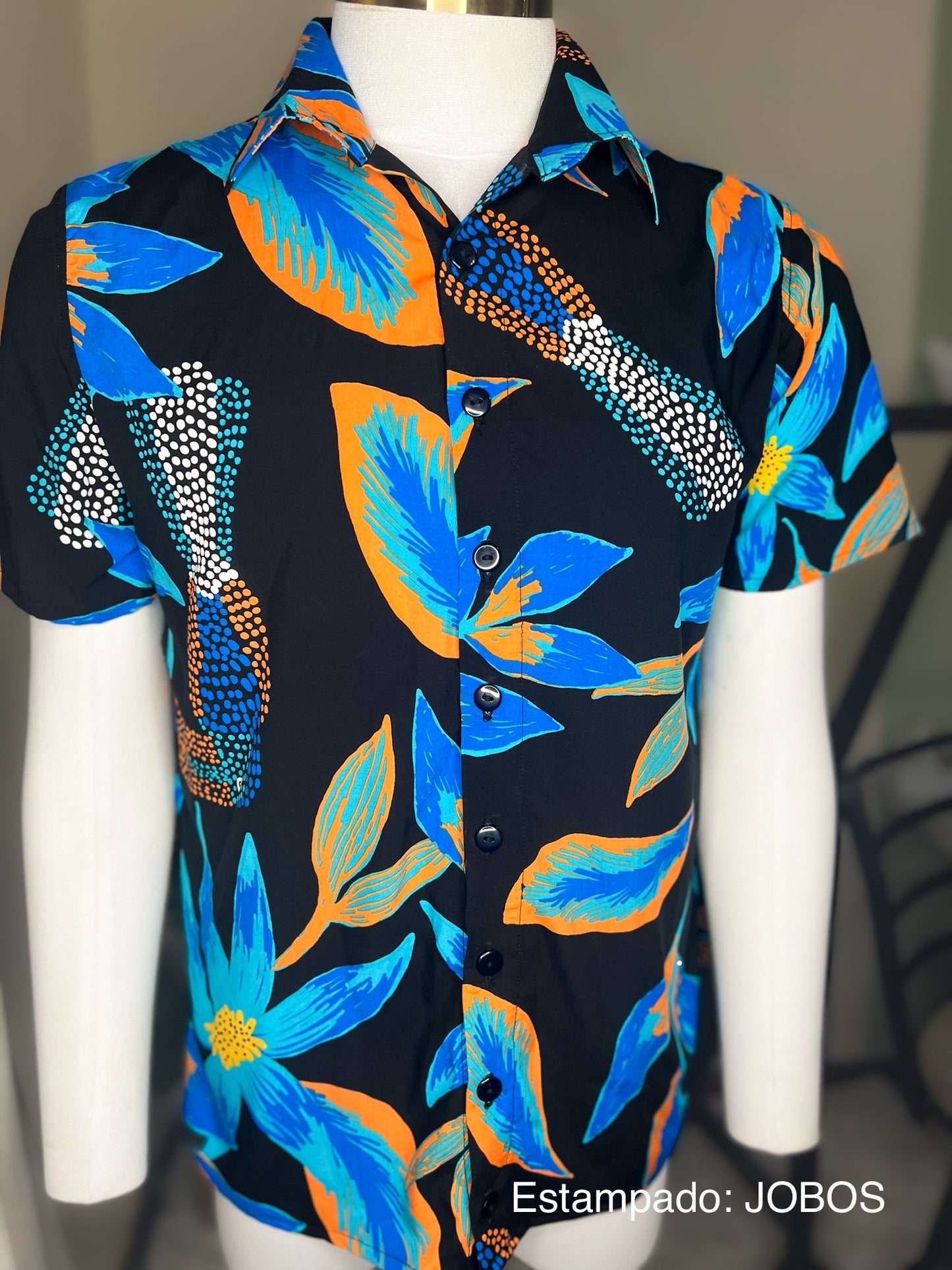 Custom made Men's Shirt/ Camisa de hombre personalizada